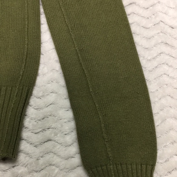 Hollister Zip Up Sweater - size Small - Picture 6 of 9